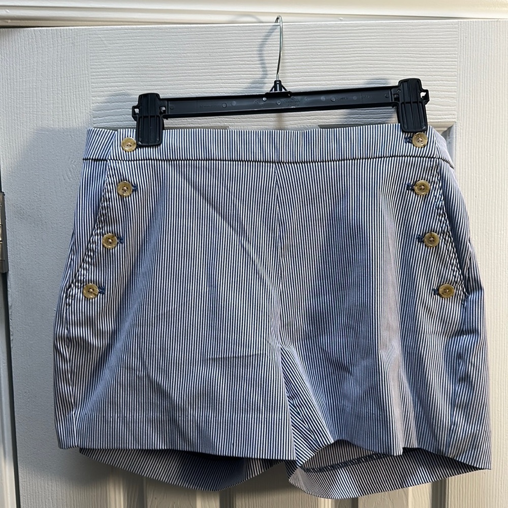 Banana Republic size 4 shorts